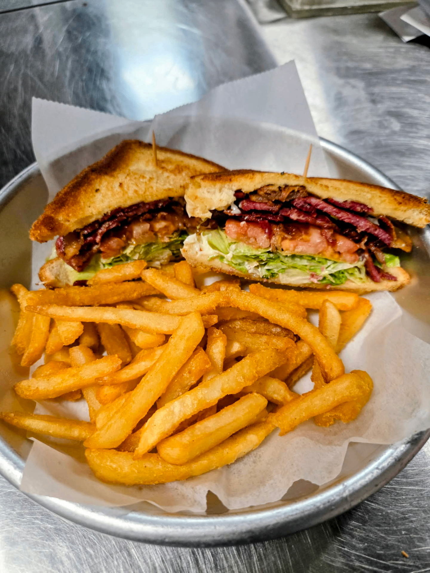 BLT w/ Fries